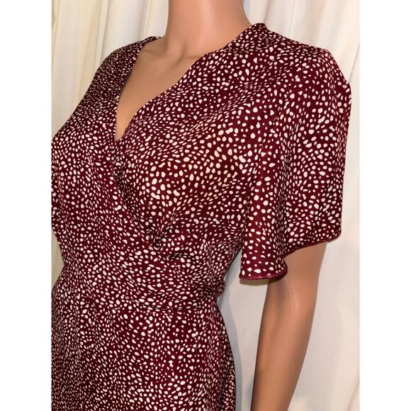 Simplee True Wrap Red Wine Dress Size Large - Picture 5 of 8